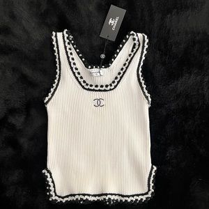 Ribbed CC tank top